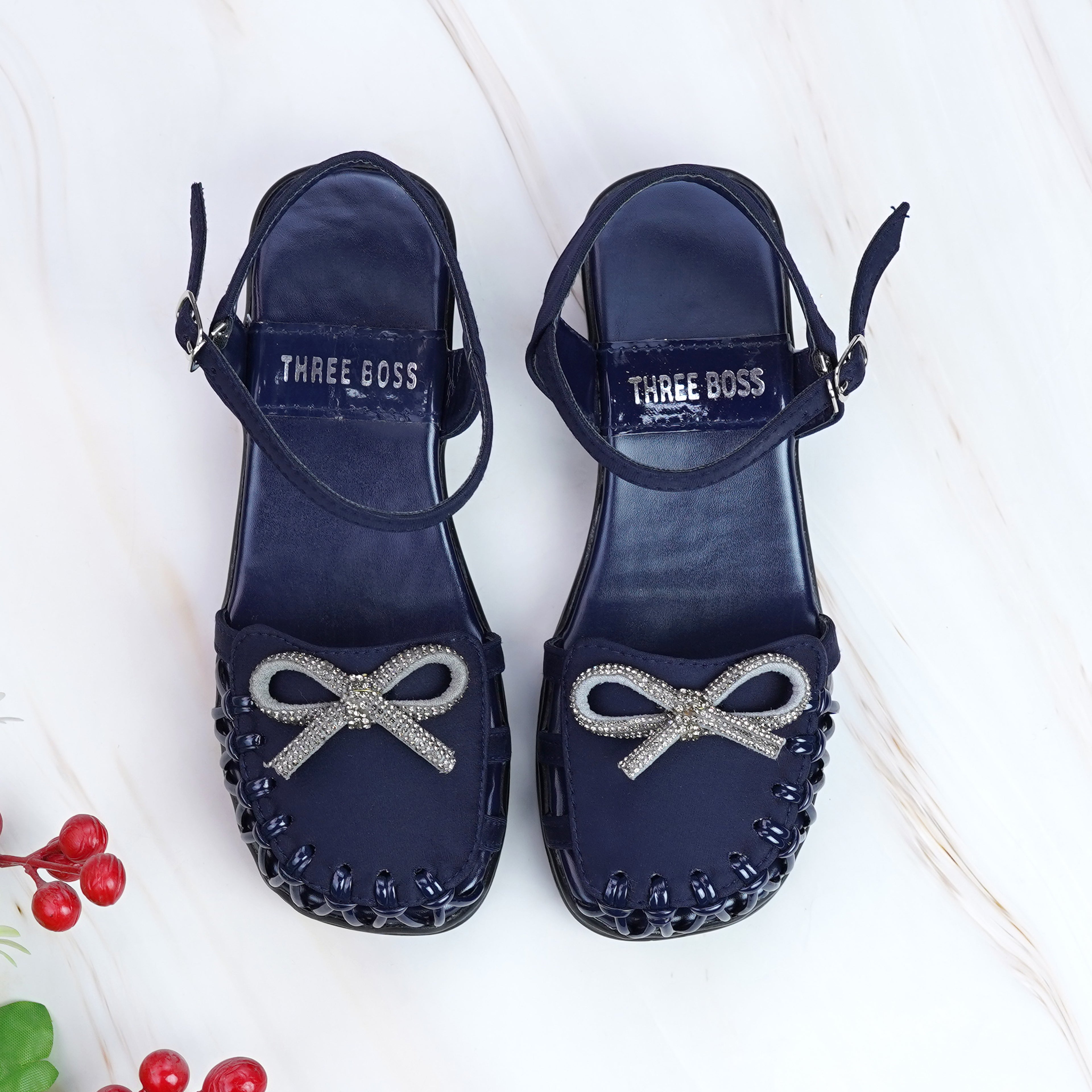 Children shoes article no 429